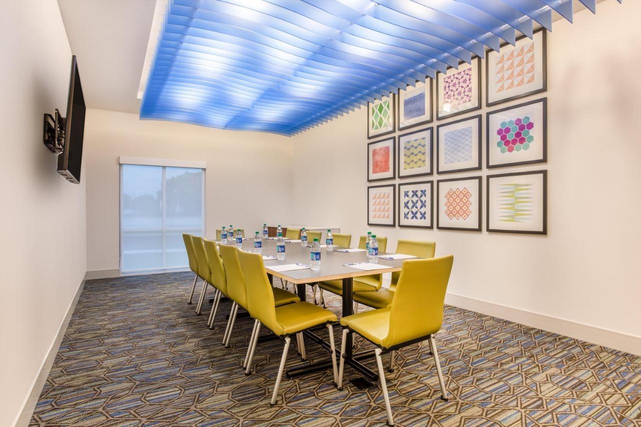Holiday Inn Express & Suites - Ottawa By Ihg Extérieur photo